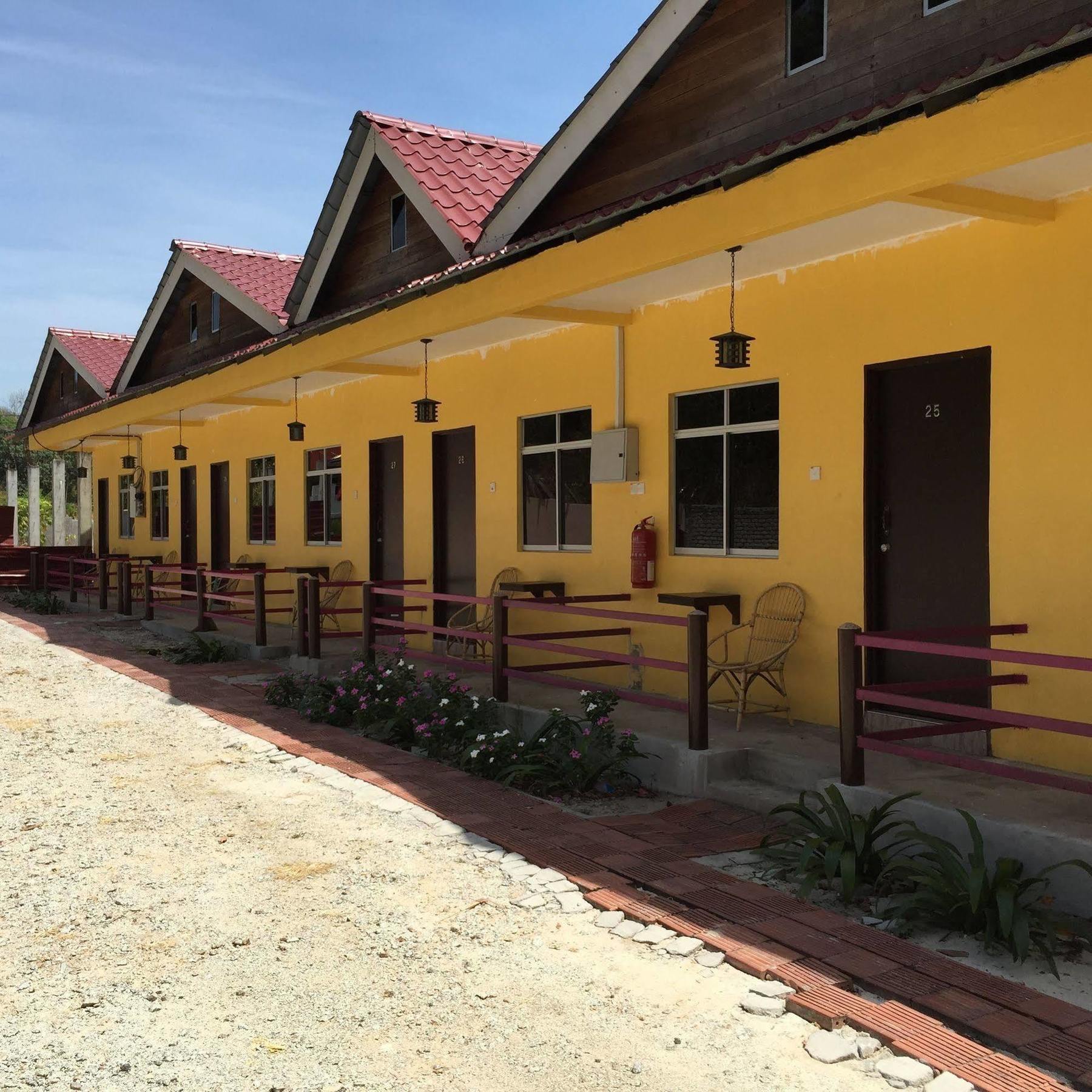 Motel Seri Mutiara Kuah Exterior photo