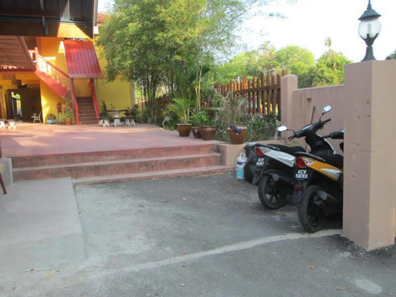 Motel Seri Mutiara Kuah Exterior photo